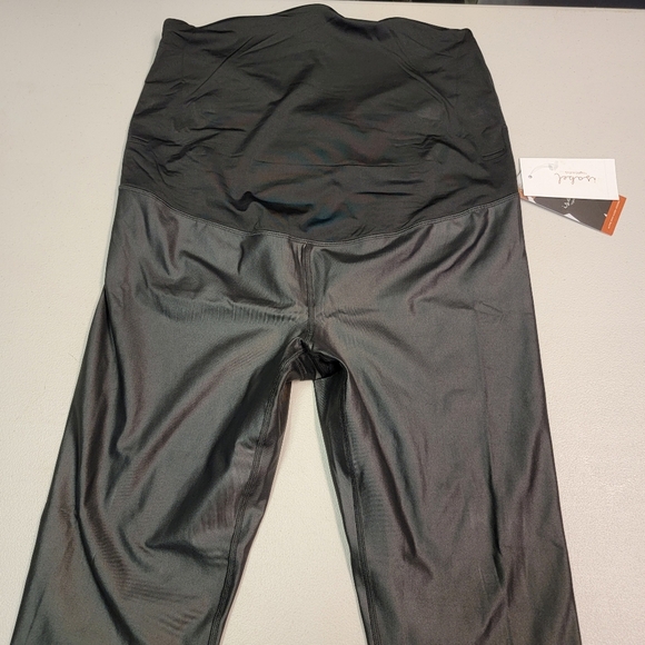 Isabel Maternity Active High Gloss Leggings Size XL - Picture 3 of 8